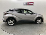 自動車保険やJAFも取扱いしています。土日も対応してますよ ♪♪