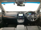 【前方視界】開放的な前方視界!運転がしやすく疲れにくいです♪窓が大きく、見通しがとっても良いおクルマですよ♪