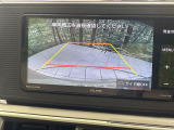 【バックカメラ】駐車時に後方がリアルタイム映像で確認できます。大型商業施設や立体駐車場での駐車時や、夜間のバック時に大活躍!運転スキルに関わらず、今や必須となった装備のひとつです!