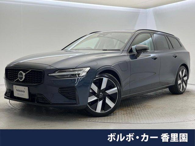 V60 ウルトラ T6 AWD プラグインハイブリッド 4WD