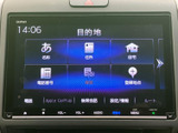 詳細な地図表示で、初めての場所でも安心。周辺施設情報も充実しており、目的地までの最適なルートを検索できます。ドライブの計画も手軽に。