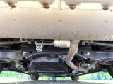 お車を安心してお乗りいただく為には、足回りの定期点検が欠かせません。サービスサポート(有償保証)では無料点検もご提供しており、安心のカーライフをお過ごしいただけるサポート体制が整っています。