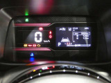 見やすく表示されるようにまとまったメーターです。