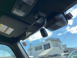Hondaセンシング搭載!ミリ波レーダーと単眼カメラで、クルマの前方の状況を認識。ブレーキやステアリングの制御技術と協調し、安心・快適な運転や事故回避を支援する先進のシステムです!