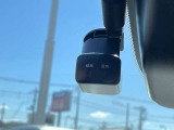 前後にドライブレコーダー装備です!もしもの時やあおり運転の証拠映像は自分の身を守る為にも必要ですね!