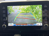 狭い場所でも安心のバックモニターを搭載。ガイドライン表示で、安全かつスムーズな駐車をサポートいたします。
