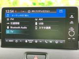 お好みの音楽を様々な方法で楽しめます。ラジオやUSB接続で、車内を心地よいサウンドで満たしましょう。