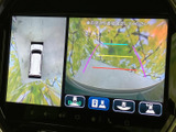 後方確認をサポートするモニターを搭載。駐車時の安全性を高め、狭い場所でも安心して運転できます。安全運転をサポートする頼もしい機能です。