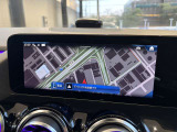 【アットホームな雰囲気のお店です】メルセデスに精通したスタッフが、心をこめてお車選びをお手伝い致します。是非メルセデスベンツへの想いをお聞かせください