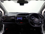 車検が残っているお車です。時間がかからずご納車可能です。お問い合わせはお気軽に、『カーセンサーを見た!』とお電話ください。