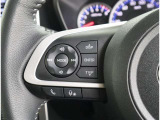 ステアリングスイッチです!視線を逸らすことなく操作することができます!