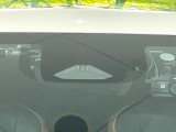 【トヨタセーフティセンス】走行中に前方の車両等を認識し、衝突しそうな時は警報とブレーキで衝突回避と被害軽減をアシスト。より安全にドライブをお楽しみいただけます。