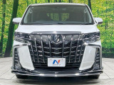 弊社では、全車『修復歴なし』のお車のみ取り扱っております。専任バイヤーによる厳選した仕入れの後、入庫後の車両チェックを行い、ネクステージが認定した高品質な中古車をご提供しております。