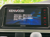 使いやすいインターフェースで、快適なカーナビゲーションとオーディオ体験を提供します。安全運転をサポートする機能も充実しています。