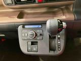 納車前にはプロのメカニックが、各部の点検を行います。ディーラーにしか出来ない品質、そしてサービスできっと満足していただけると思います!