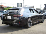 BMW・MINI認定中古車には2年間または1年間の無料保証を付帯。ご購入後も安心して、BMW・MINIならではの走りをお楽しみいただけます。