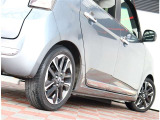 お車のご納車は待ち遠しいもの。1日でも早くご納車が出来るよう、整備拠点と販売店を結ぶ輸送ラインを確立しております。
