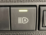 対向車がいないとき、見通しの悪い道路は暗くて怖いですよね。。。こちらのクルマはオートマチックハイビーム搭載です!対向車の有無で自動でハイ・ロウビームに切り替えます。