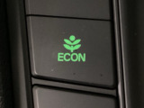 ★ECONスイッチ★ エコドライブを加速しよう!スイッチをONにすると、運転の仕方によるロスを抑え込み燃費をよくするようクルマが頑張ります(*^ー^*)燃費向上にチャレンジ♪