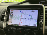 見やすい地図表示で、目的地までの道順をしっかりナビゲート。スムーズな移動をサポートし、初めての場所でも安心です。