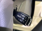 【レーダークルーズコントロール】高速道路での長距離走行が楽に!!自動で速度を保つクルーズコントロールが、衝突軽減システムと連携し、前方の車両を感知して車間を保つように速度調節してくれます!!