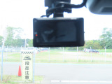事故の際は第三者の目で客観的な証拠が残るドライブレコーダー付です!