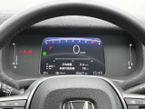マルチインフォメーションディスプレイです。燃費や走行距離が分かり、半ドアなど車に異常がある際に警告してくれます。
