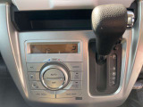 車内温度を感知して自動で温度調整をしてくれるのでいつでも快適な車内空間を作りあげます。