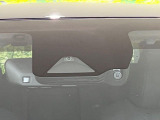 【トヨタセーフティセンス】走行中に前方の車両等を認識し、衝突しそうな時は警報とブレーキで衝突回避と被害軽減をアシスト。より安全にドライブをお楽しみいただけます。
