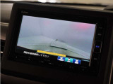 ◆バックカメラ◆リバースにするだけで映ります、後方の安全確認や、狭い駐車場での車庫入れ、雨の日や夜間など視界の悪い時に便利です!安全にバックする為には欠かせない装備です。