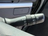 【オートライト(AUTO)】外の明るさをシステムが感知して、自動でヘッドライトが点灯します!ヘッドライトをつけ忘れを防ぐ便利機能です。