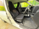 ドライバーによって運転しやすいポジションは異なり、あの車はどうなのか不安なこともありますよね。気になるお車は店頭で乗り込んでご確認いただけます♪