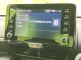 Bluetooth接続で、スマートフォン内の音楽を簡単に再生可能。クリアな音質で、車内をコンサートホールのような空間に変えられます。快適なドライブをお楽しみください。