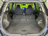 普段のお買い物や通勤、送迎等に十分な荷室スペースを確保しております。セカンドシートを倒すと、大きな荷物の積載も可能です♪