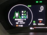 ホンダが推し進める総合先進安全装備のセンシング搭載! 衝突や斜線はみだしなどの危険が予測される時、センサーが警告。ヒューマンエラーを高度先進技術が補完してくれます。