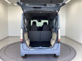 現車を確認できる方へ販売いたします。当社サービススタッフにて純正部品を使い点検整備を実施し、その後、ご納車させていただきますのでご安心してご利用いただけます。