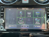 Bluetooth対応の日産純正ナビなのでスマホの音楽を車内で聴けるのでお出かけの時もお気に入りの曲を聴きながらノリノリドライビング♪
