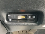 ETC車載器付。ETCが使用可能な道路通行料はキャッシュレスでスマートに走行できます。再セットアップして納車致します。