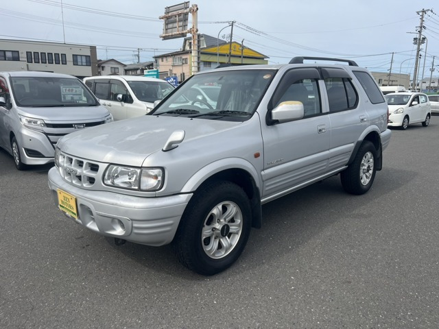 ウィザード 3.0 LS ディーゼル 4WD