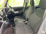 運転しやすい視界と操作性の良いステアリング。快適なドライビングをサポートする機能が充実しています。安全運転をサポートします。