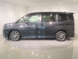 スーパーUVカット機能付(撥水機能付)UVカットフロントドアグリーンガラス&UVカット機能付プライバシーガラス(スライドドア・リヤクォーター・バックドア)