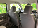 運転しやすいシンプルな操作性。必要な情報を一目で確認できるメーター類が配置されています。快適な運転をサポートします。