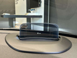 視点移動が少なくても情報確認が可能なヘッドアップディスプレイ!