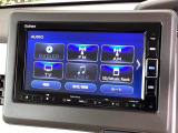 ナビ機能だけでなく、ミュージックサーバー、Bluetooth、フルセグテレビ、DVDとCD再生など、オーディオ機能がついています。