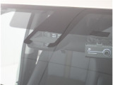 TOYOTA SAFETY SENSEは道路状況、車両状態、天候状態及びドライバーの操作状況などによっては、作動しない場所があります。あくまで運転補助機能です。