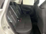 クッション性が高い後席シートでゆったりと座ることができます!