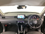 【前方視界】開放的な前方視界!運転がしやすく疲れにくいです♪窓が大きく、見通しがとっても良いおクルマですよ♪