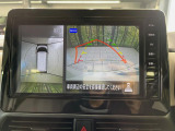 【アラウンドビューモニター】専用のカメラにより、上から見下ろしたような視点で360度クルマの周囲を確認することができます☆死角部分も確認しやすく、狭い場所での切り返しや駐車もスムーズに行えます。