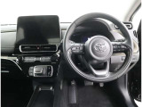 ハンドル周りです。運転している間、長く触れているものだから手に馴染むハンドルがいいですよね♪握ると欲しくなっちゃいますよ。