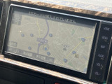 わかりやすい地図表示で、目的地までスムーズに案内してくれます。渋滞情報も確認でき、効率的なルートを選択できます。安全運転をサポートします。